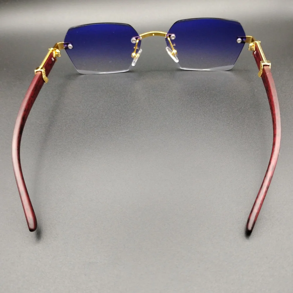 Purple and Gold Women's Sunglasses BNWOT - Picture 3 of 4